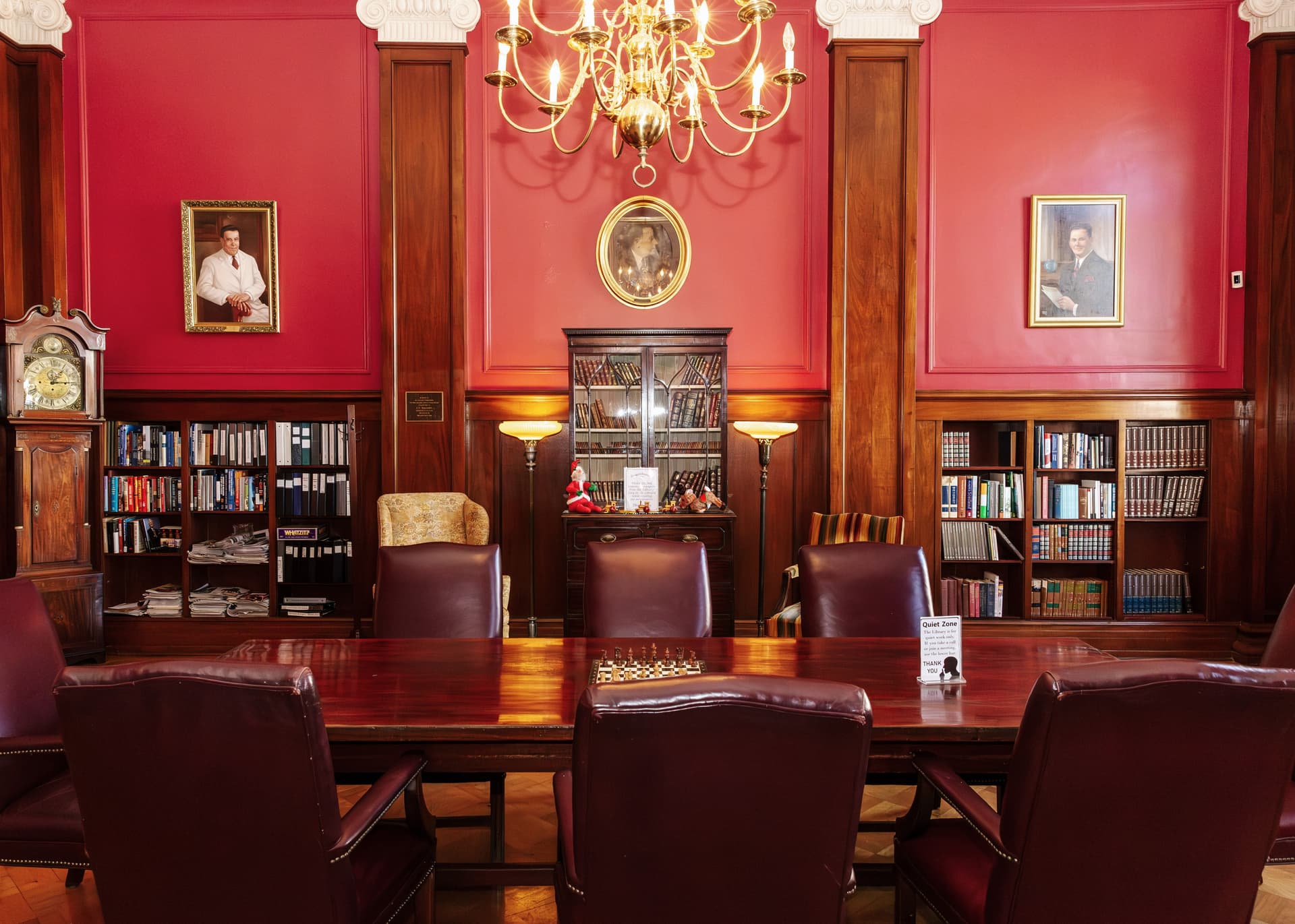 /amenities/Library/new orleans athletic club-library5.jpg